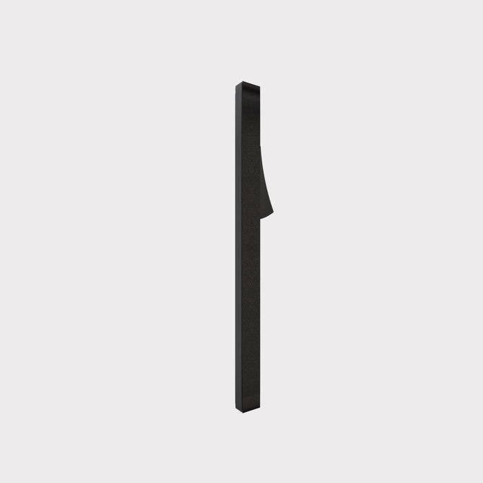 2G UK Plug Socket (13A) in Black & Gold Gloss – side view