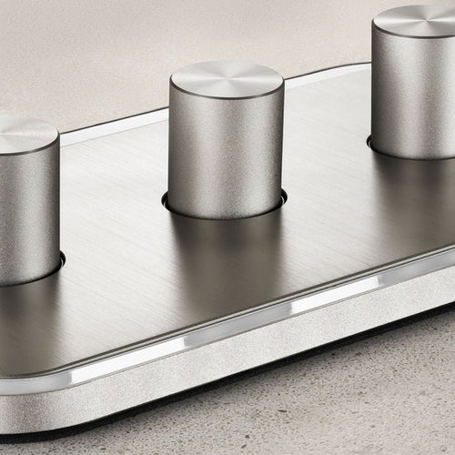 3G Dimmer Light Switch (150W) in Silver & White Gloss – close-up detail