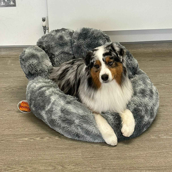 Anti-Anxiety Paw Shaped Dog Bed | Calming Faux Fur Pet Bed | Snug and Cosy Pets - Dog Beds & Loungers for dogs Snug and Cosy Pets
