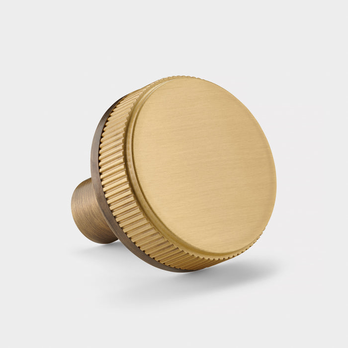 Antique Brass Door Knobs with Linear Top In Gold