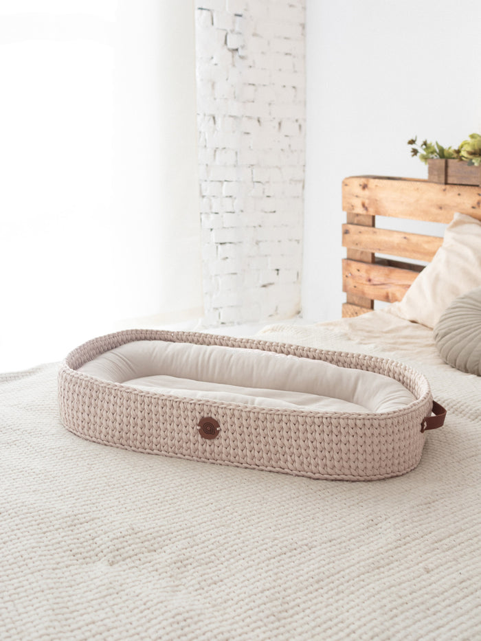 Pearl / Basket + mattress