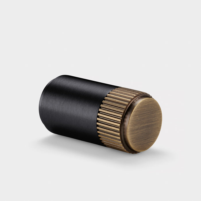 Black Brass Linear Cylinder Pulls With Tip in Antique