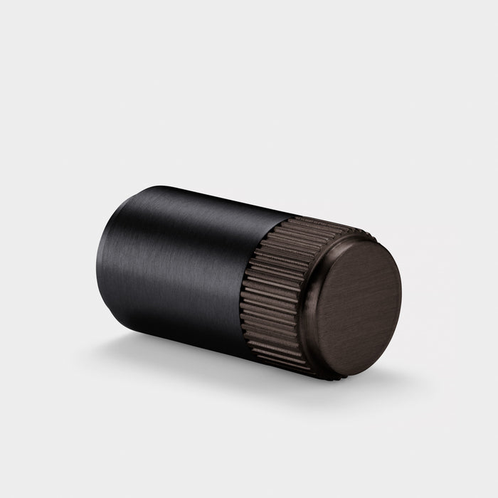 Black Brass Linear Cylinder Pulls With Tip in Bronze