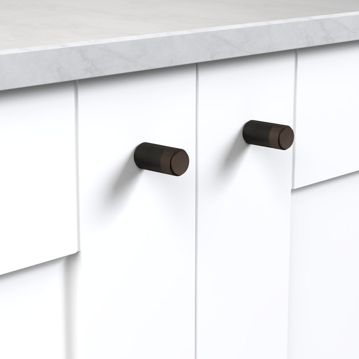 Black Brass Linear Cylinder Pulls With Tip in Bronze – product view 2