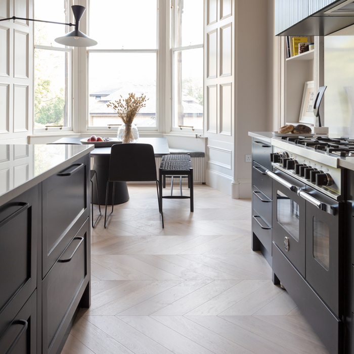 Brass Curved Cabinet Handles in Black – product view 4