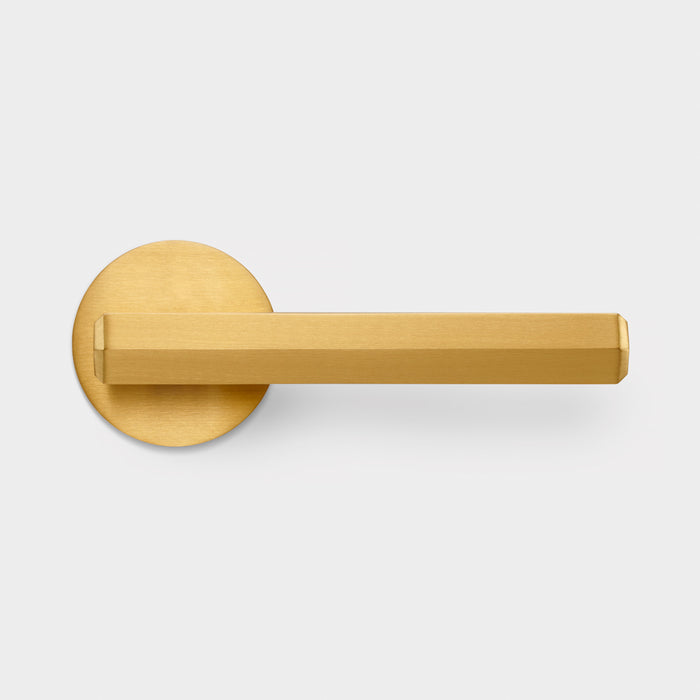 Brass Hexagonal Lever Door Handle in Gold – product view 3