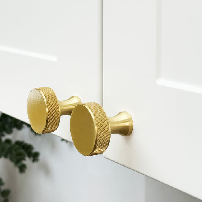 Brass Knurled Round Door Knobs in Gold – product view 2