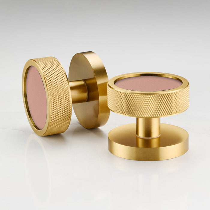 Knurled / Pink Leather
