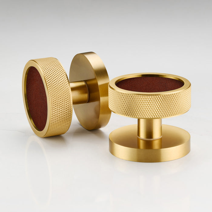 Knurled / Brown Leather