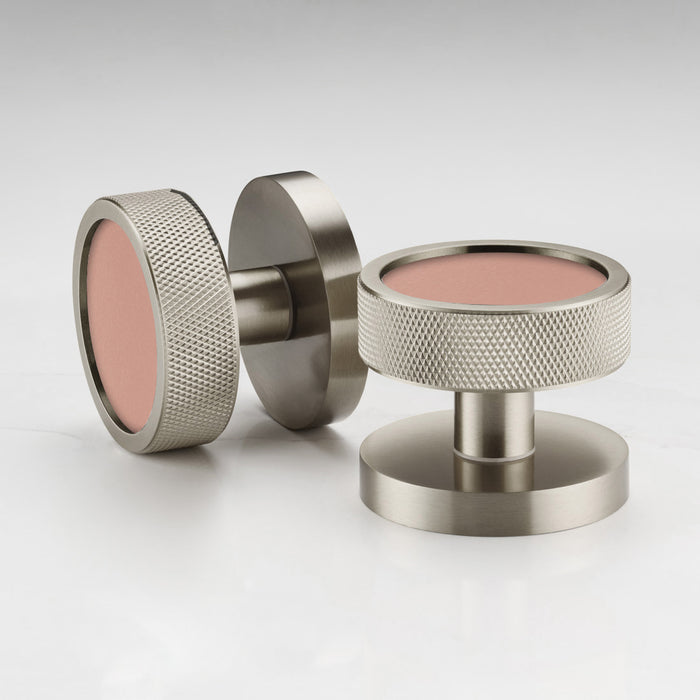 Knurled / Pink Leather