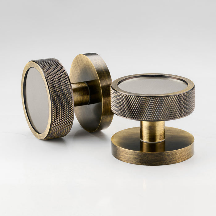 Knurled / Silver