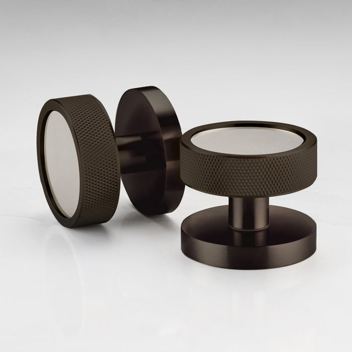 Knurled / Silver