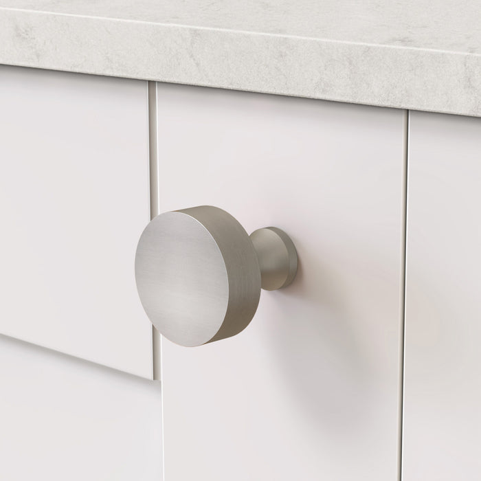 Brass Round Door Knobs in Silver – product view 3