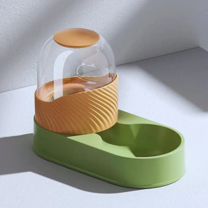 DesignFeedingStation – Feeding Station with Glass Dome & Non-Slip Base