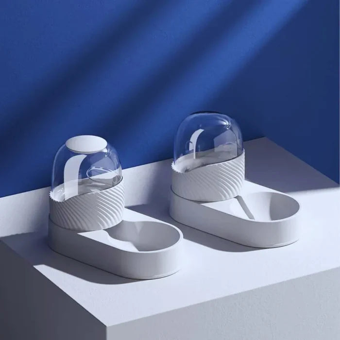 DesignFeedingStation – Feeding Station with Glass Dome & Non-Slip Base