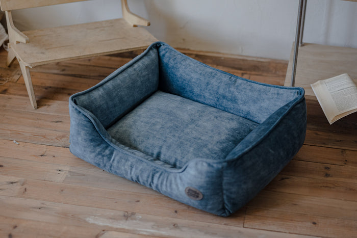 Eco Rectangle Dog Pet Puppy Bed - Recycled Plastic Bottle Yarn Wipe-Clean - Pet Beds for dogs Snug and Cosy Pets