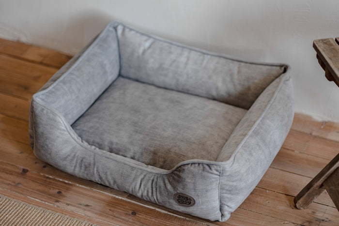 Eco Rectangle Dog Pet Puppy Bed - Recycled Plastic Bottle Yarn Wipe-Clean - Pet Beds for dogs Snug and Cosy Pets