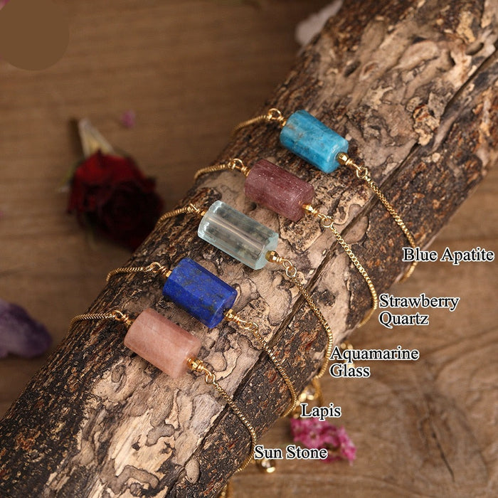 Elegant Golden Chain Bracelet with Single Strawberry Quartz Bead