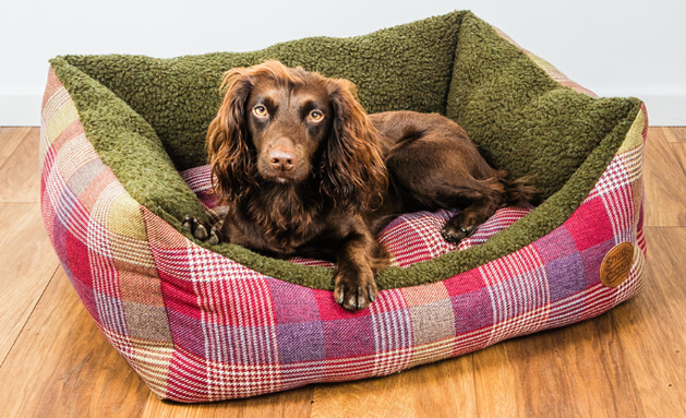 Highland Mulberry Heritage Tartan Check Dog Pet Bed - Dog Bed for dogs Snug and Cosy Pets