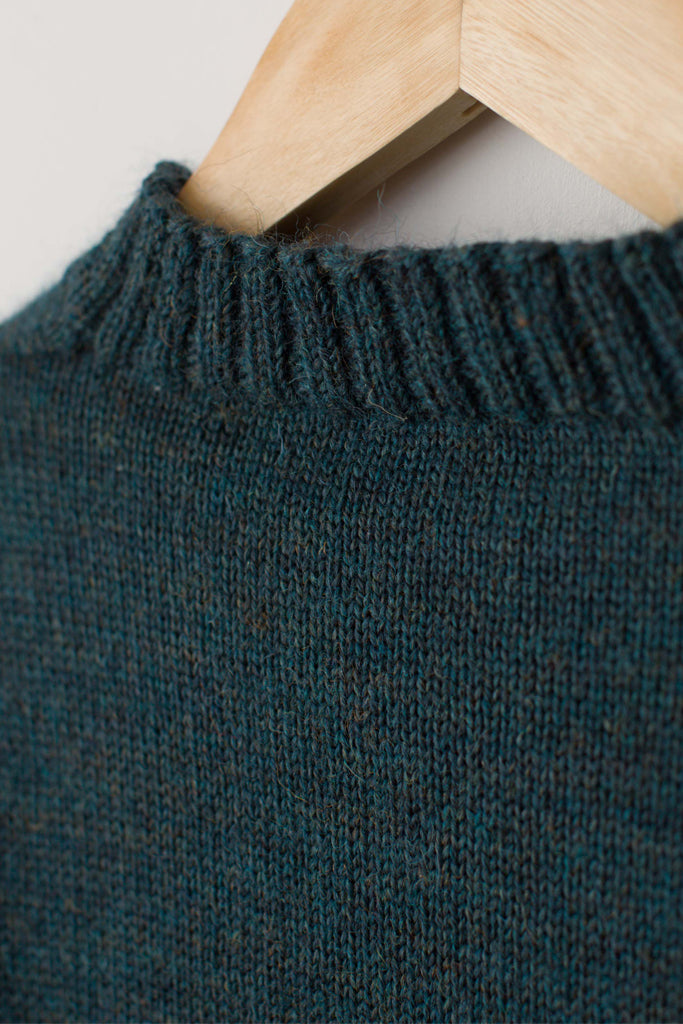 Neck detail on a Mallard Green Traditional Guernsey