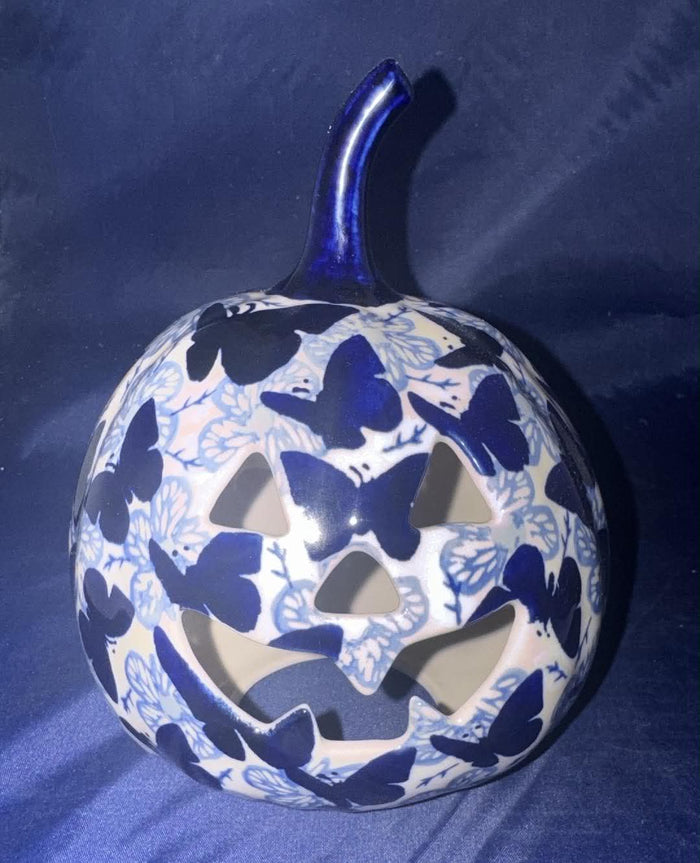 Manufaktura Butterfly Luminary Pumpkin - Pattern: Butterfly