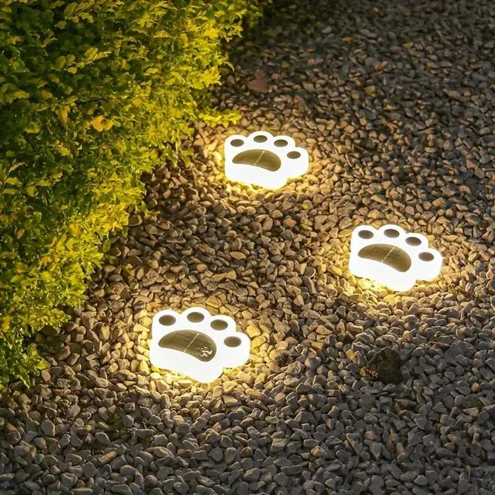 PawLight Solar – Paw Print Garden Light