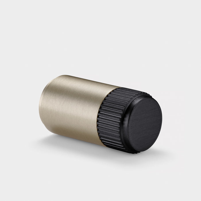 Silver Brass Linear Cylinder Pulls With Tip in Black