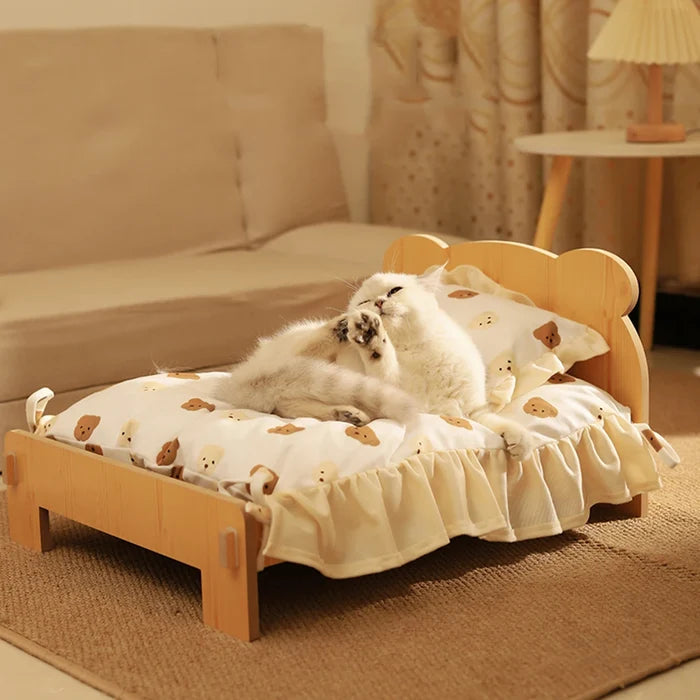 Woodland Teddy Pet Bed